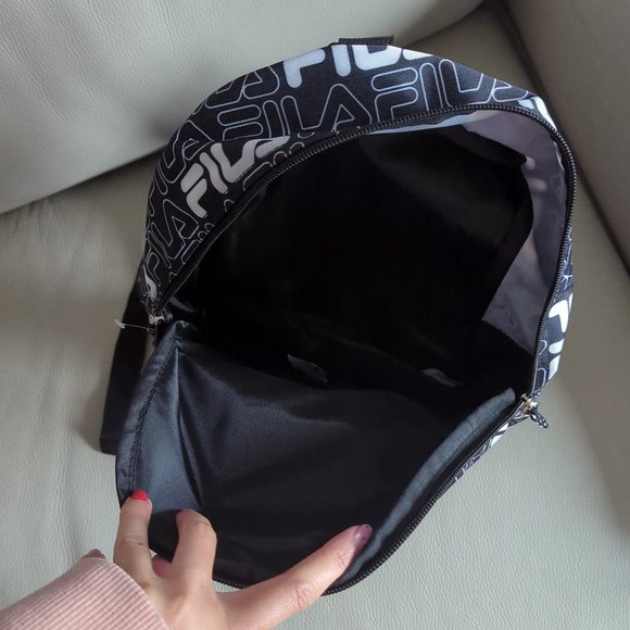 🖤 Fila 2 in 1 Backpack with Cross Body Side Bag. - Picture 7 of 7